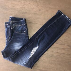 Women’s Fashion Nova skinny jeans